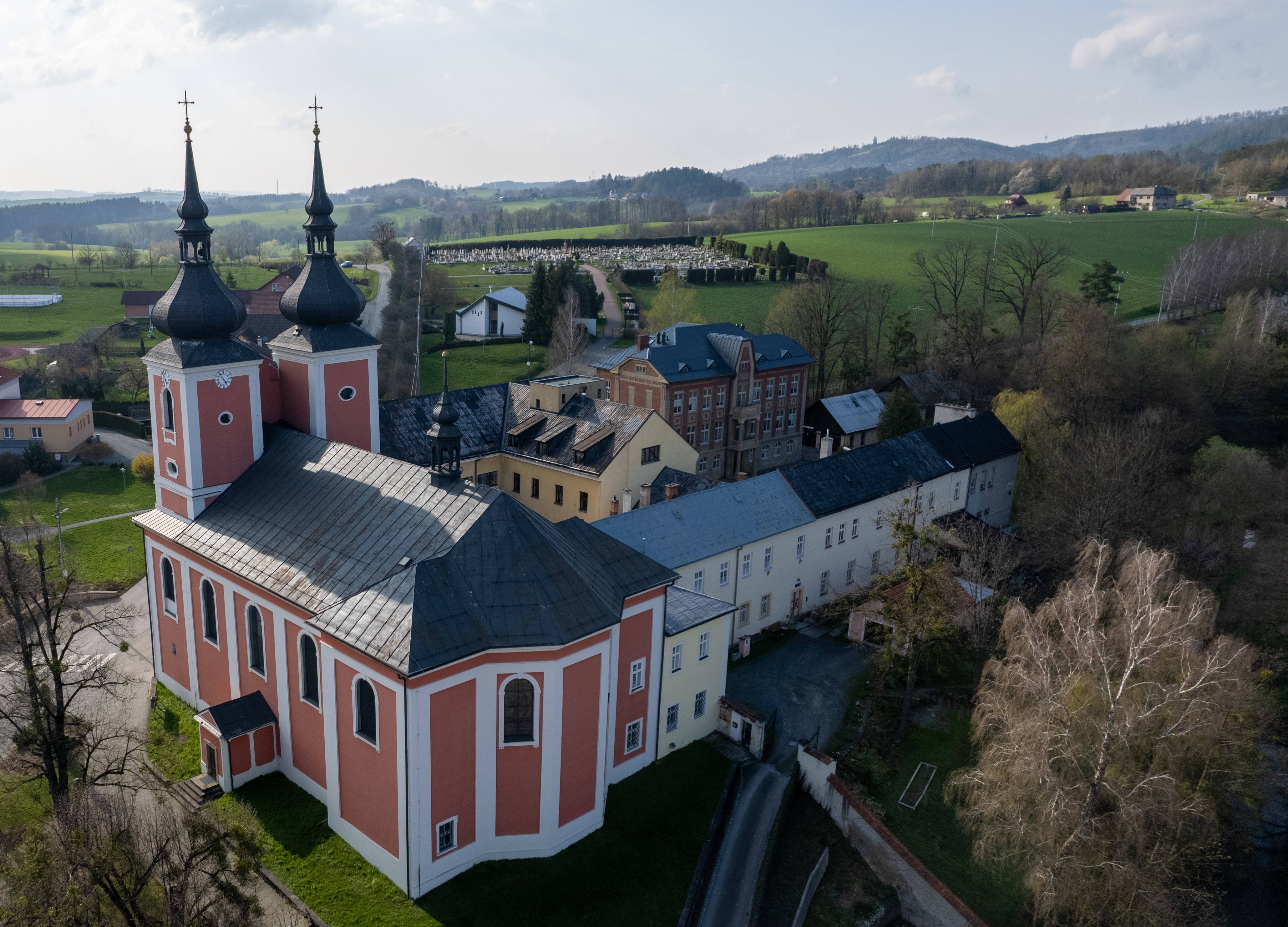 Poutní stezkou ze Zašové do Korně